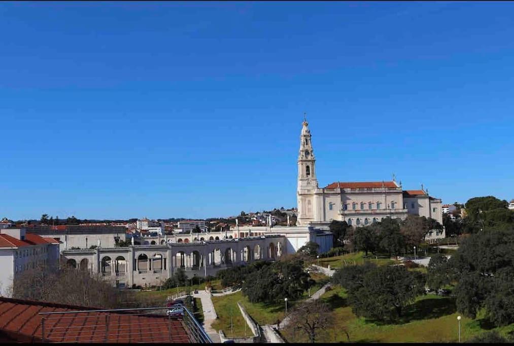 Experience 50 Metros Do Santuario De *
